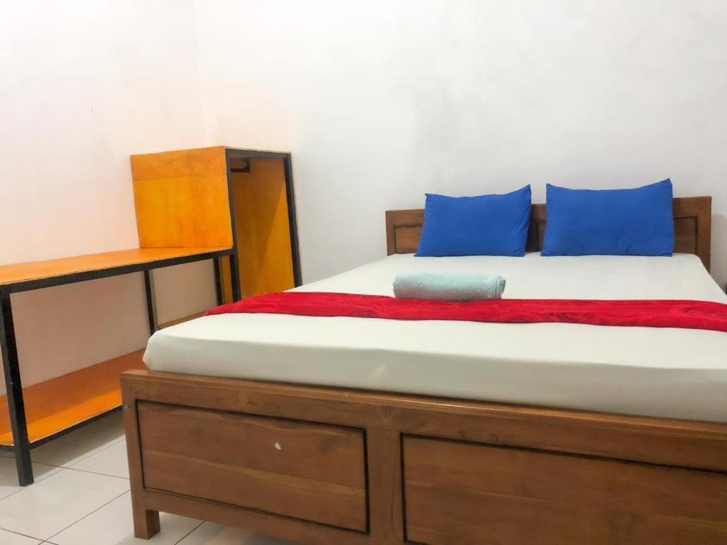 Komodoku One Love Homestay And Tour Labuan Bajo Ngoại thất bức ảnh